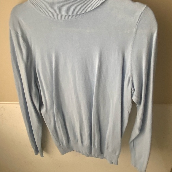Andrew Marc Soft Baby Blue Turtleneck sweater - Picture 5 of 5